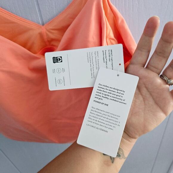 Athleta Peach Crop Top - Picture 8 of 12